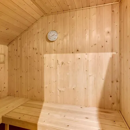 Tecla Oksbøl