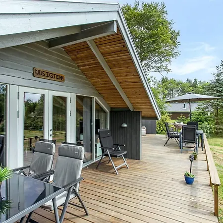 Holiday home Tecla *